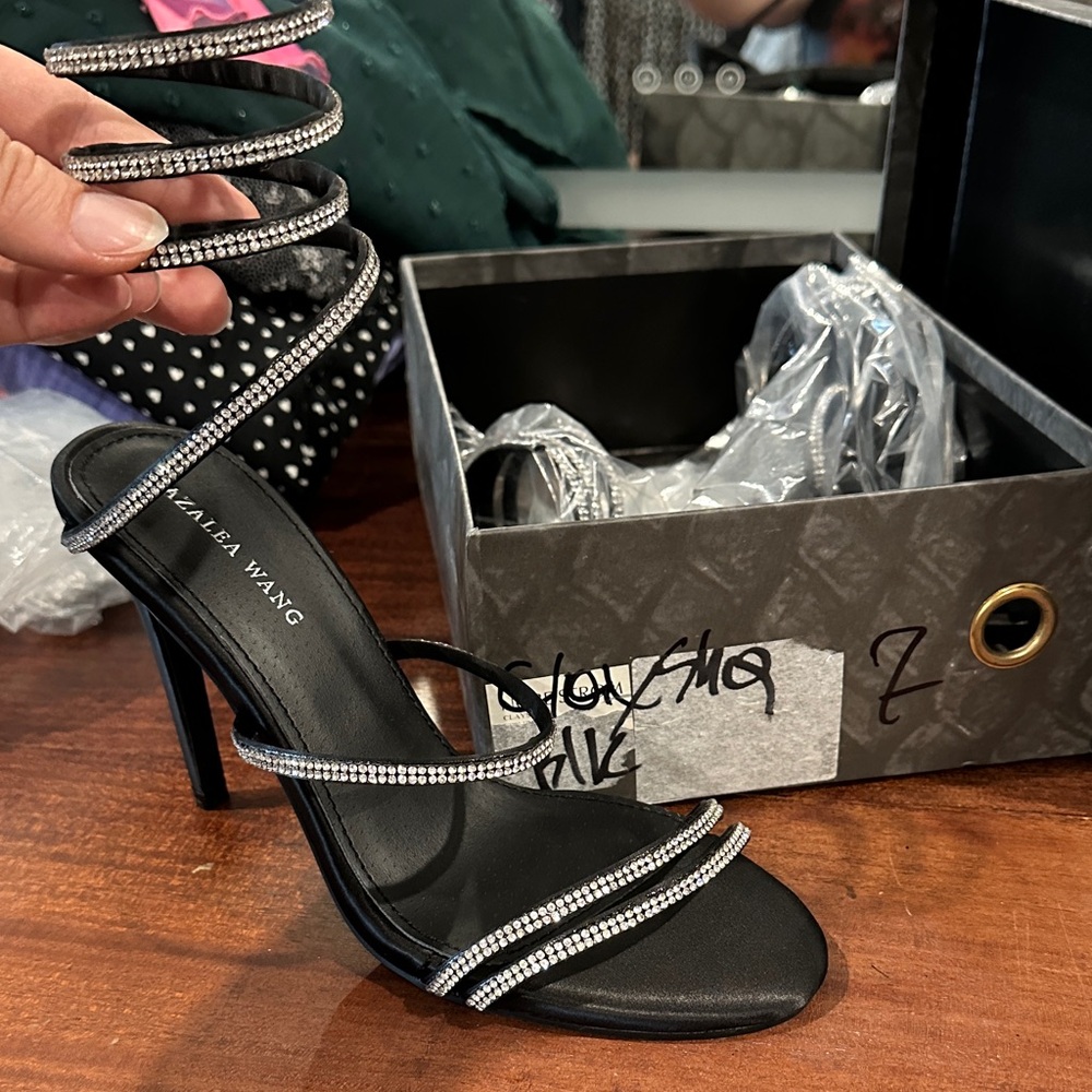 Azalea wang Black Strappy Heels